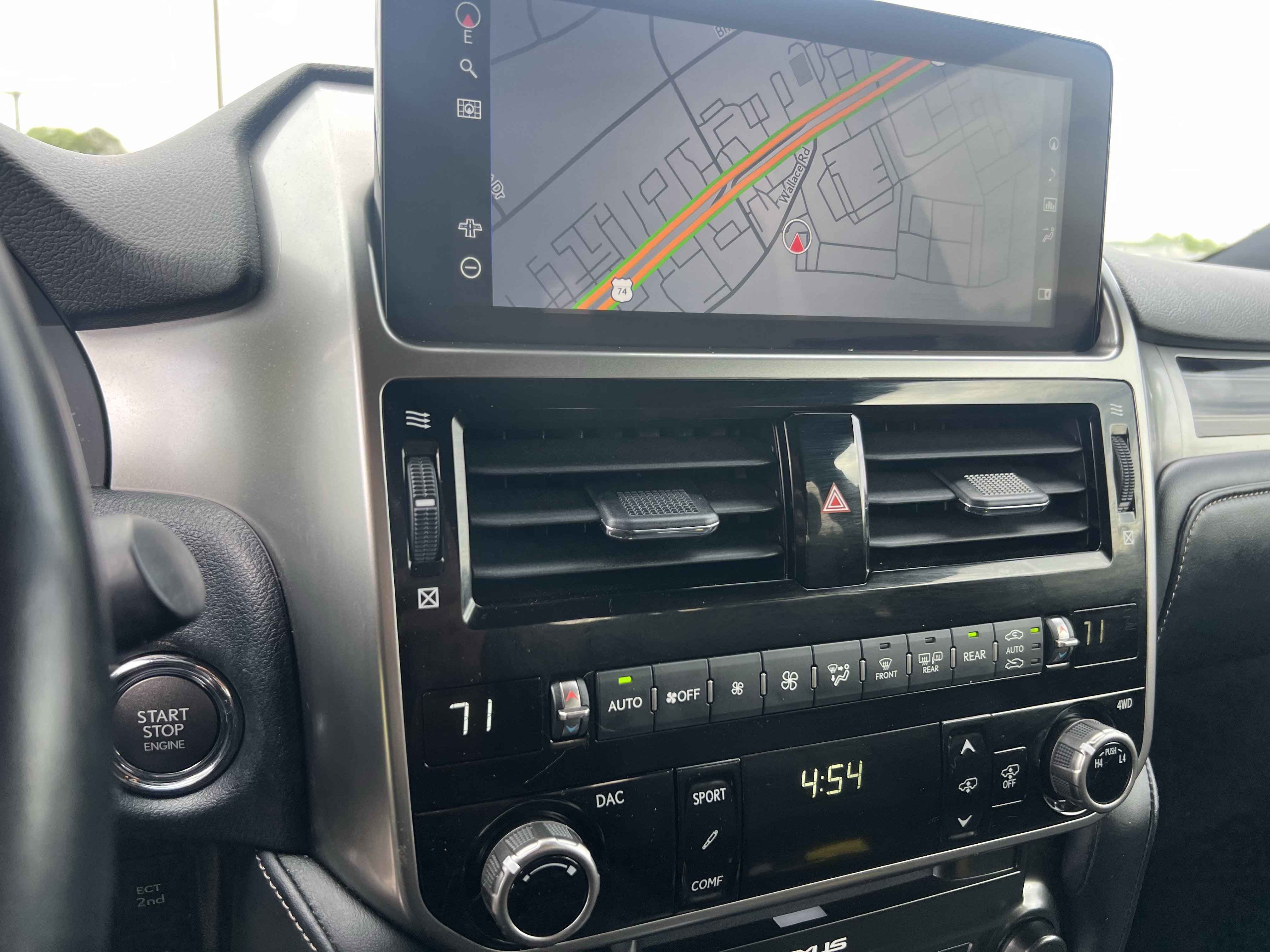 Used 2023 Lexus GX 460 Luxury w/ Accessory Package image 27