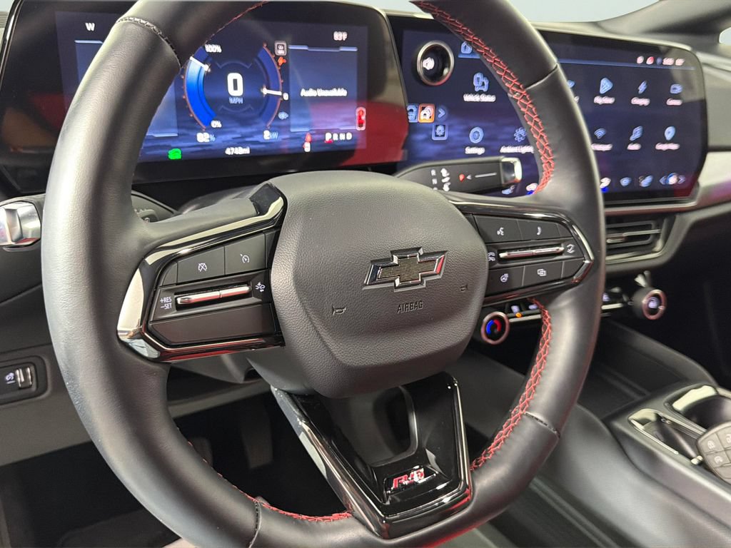 Certified 2025 Chevrolet Equinox EV RS FWD image 21