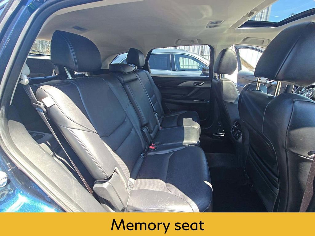 Used 2023 MAZDA CX-9 Touring Plus AWD/4WD image 9