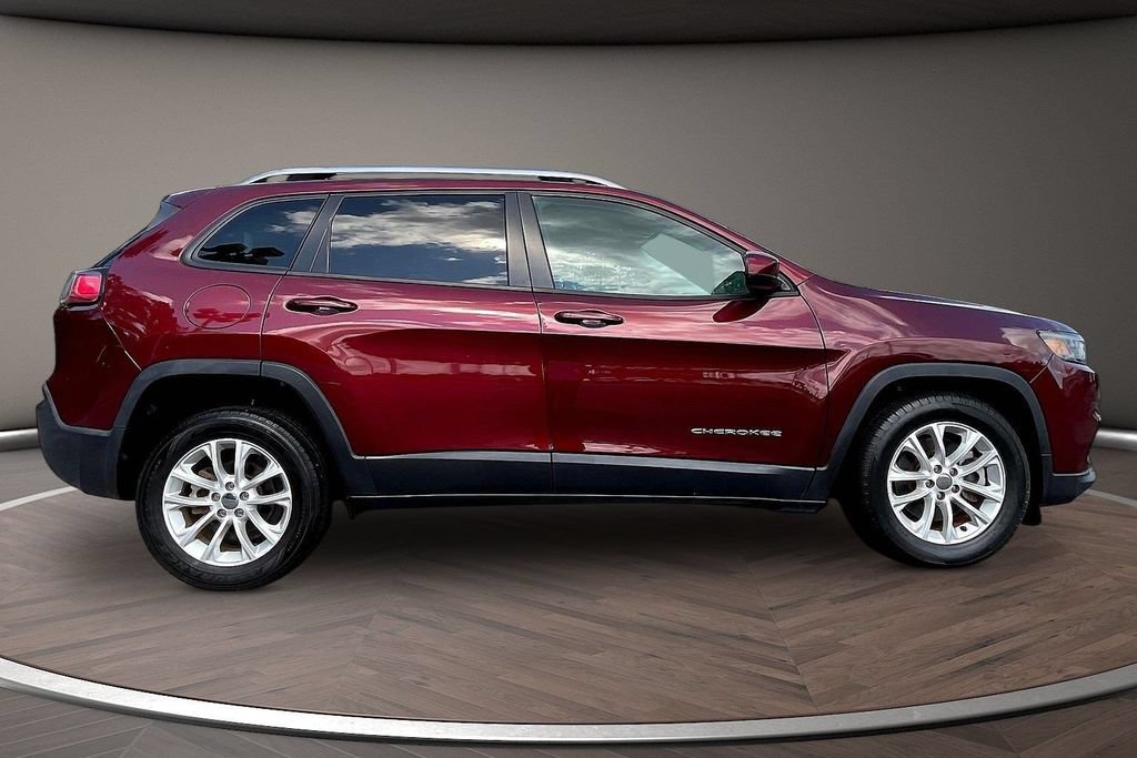Used 2020 Jeep Cherokee Latitude FWD image 9
