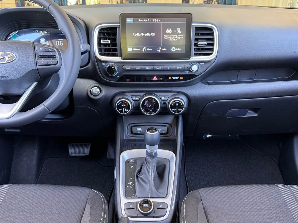 New 2026 Hyundai Venue SEL image 4