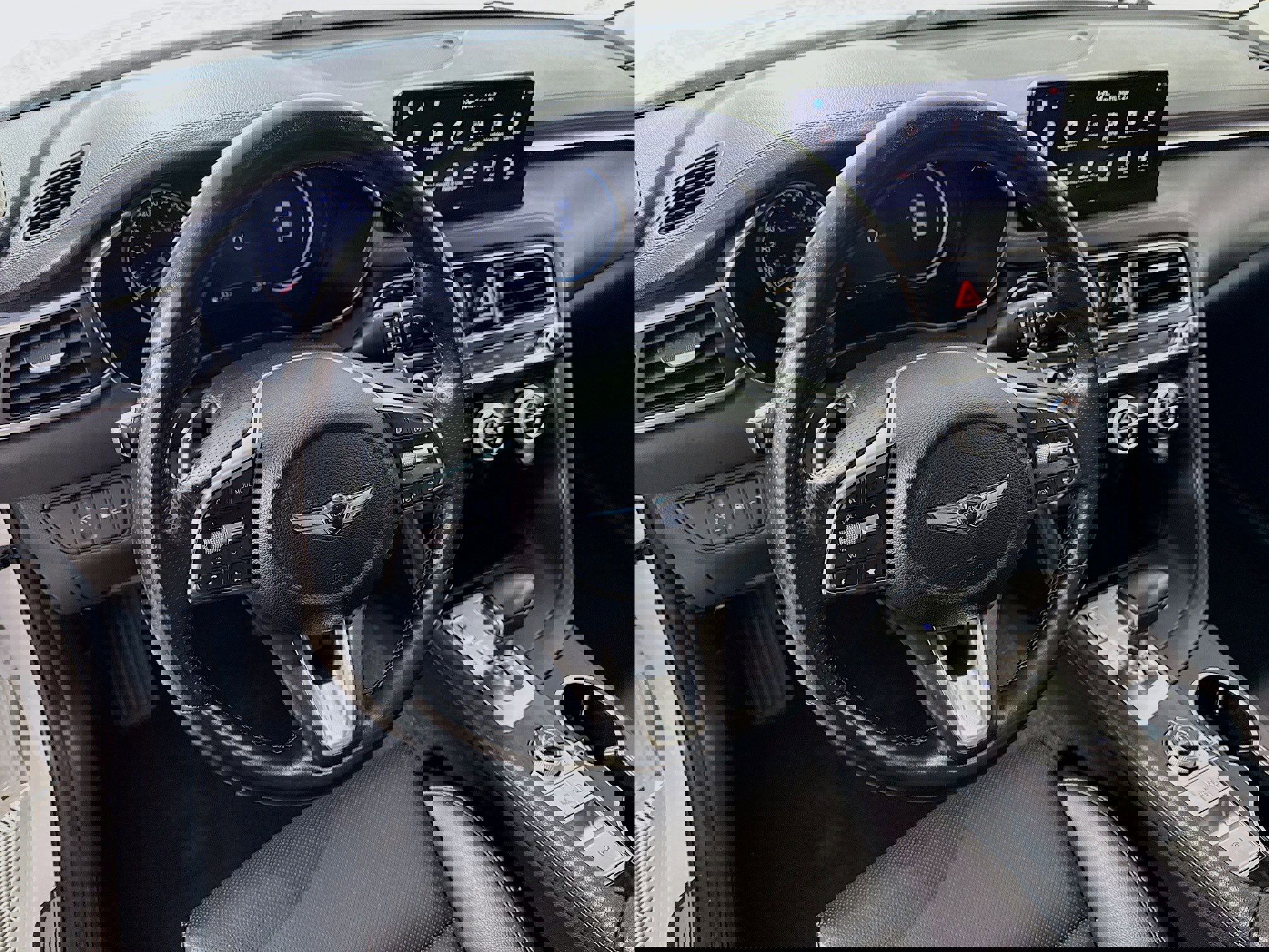 Used 2022 Genesis G70 2.0T image 23