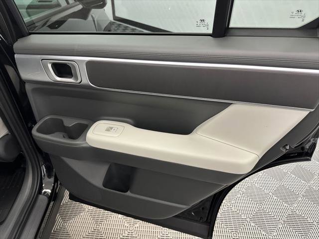 New 2026 Hyundai Santa Fe SE image 16