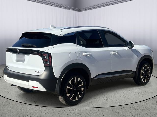 Used 2025 Nissan Kicks SV w/ SV Premium Package AWD/4WD image 9