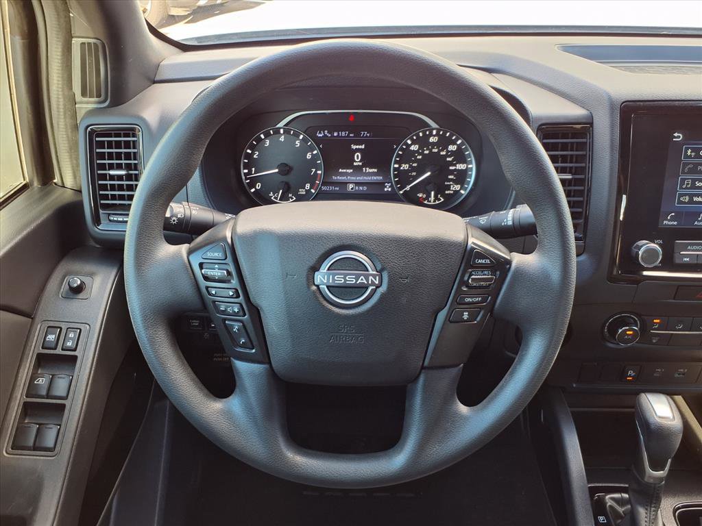 Used 2023 Nissan Frontier SV w/ Midnight Edition Package image 16