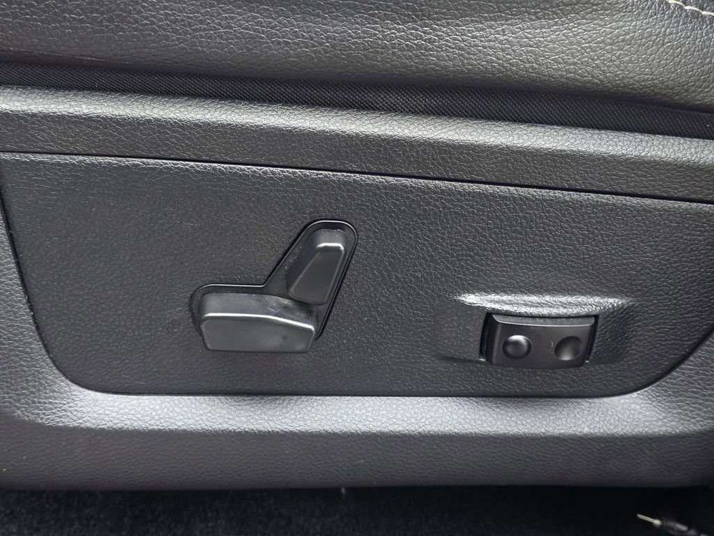 Used 2016 RAM 1500 Sport image 26