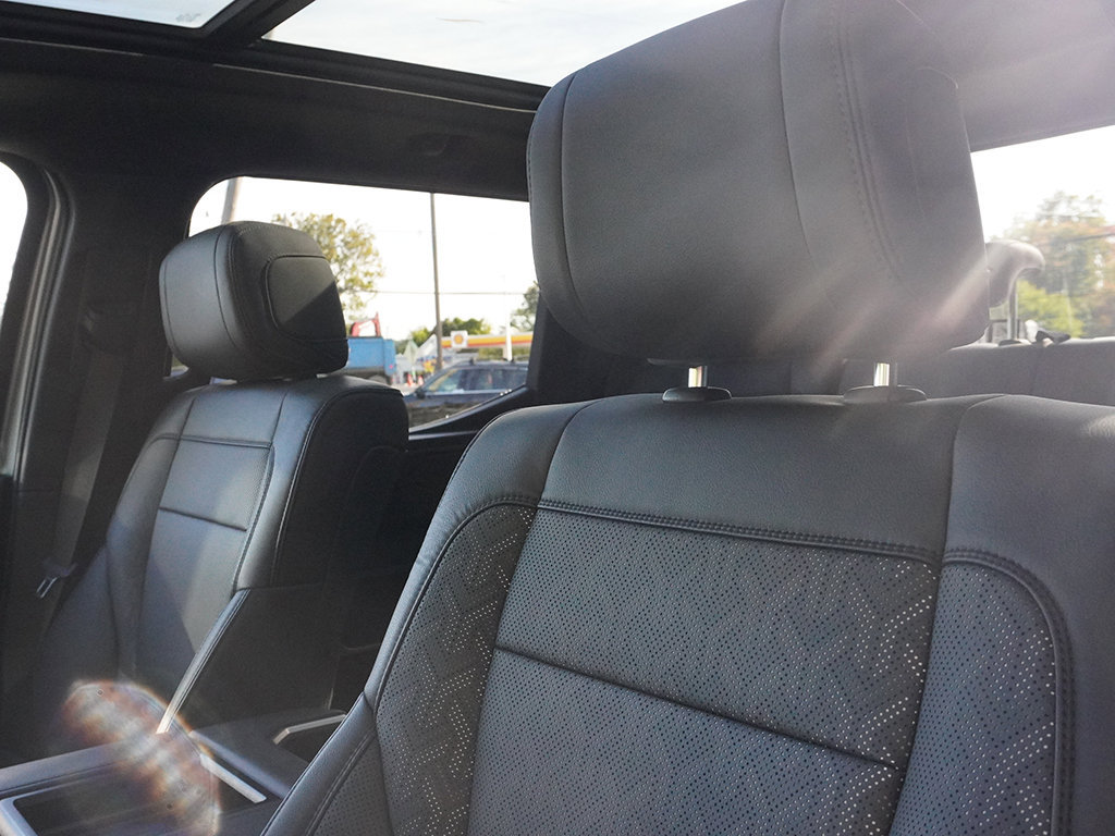 Used 2025 Toyota Tundra Limited AWD/4WD image 31
