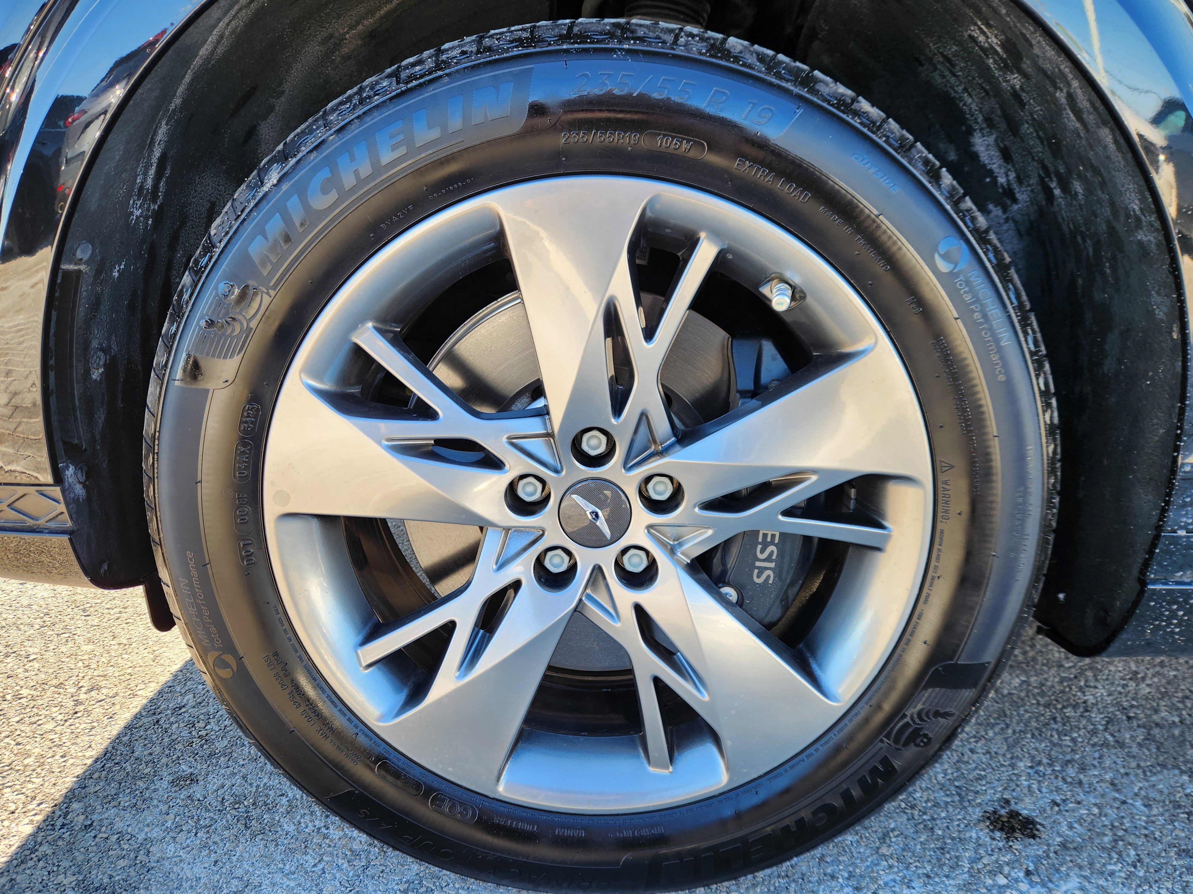 Used 2024 Genesis GV70 3.5T Sport image 21