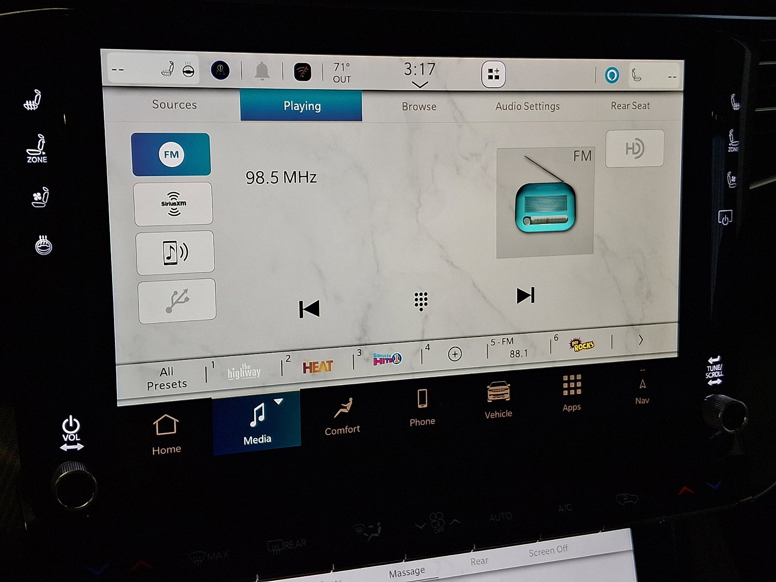 New 2026 Jeep Grand Wagoneer Summit image 17