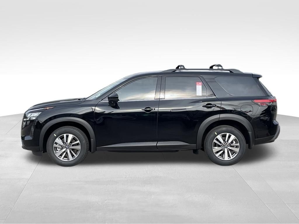 New 2026 Nissan Pathfinder SL AWD/4WD image 2