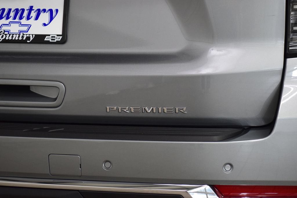 New 2026 Chevrolet Suburban Premier AWD/4WD image 22