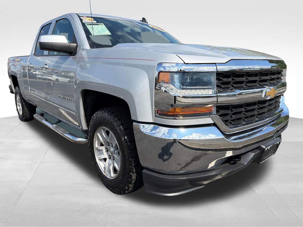 Used 2018 Chevrolet Silverado 1500 LT w/ Trailering Package AWD/4WD image 8
