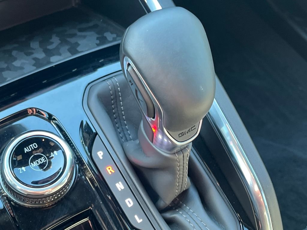 Used 2025 GMC Canyon Elevation w/ Convenience Package image 25