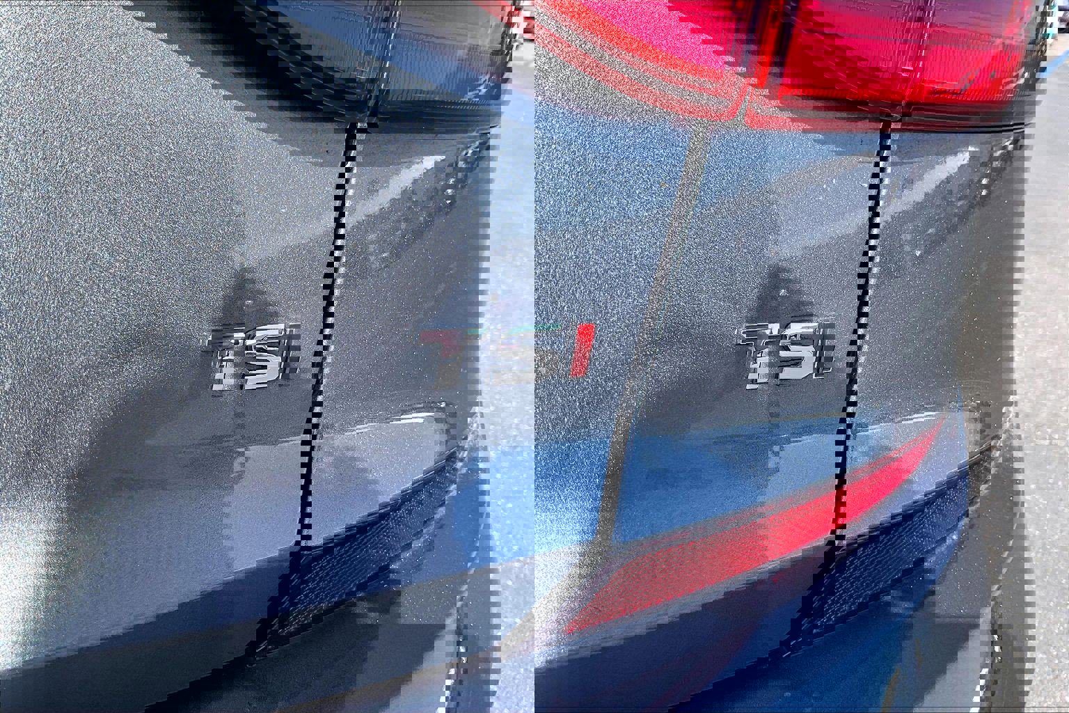 Used 2016 Volkswagen Passat 1.8T SE image 12