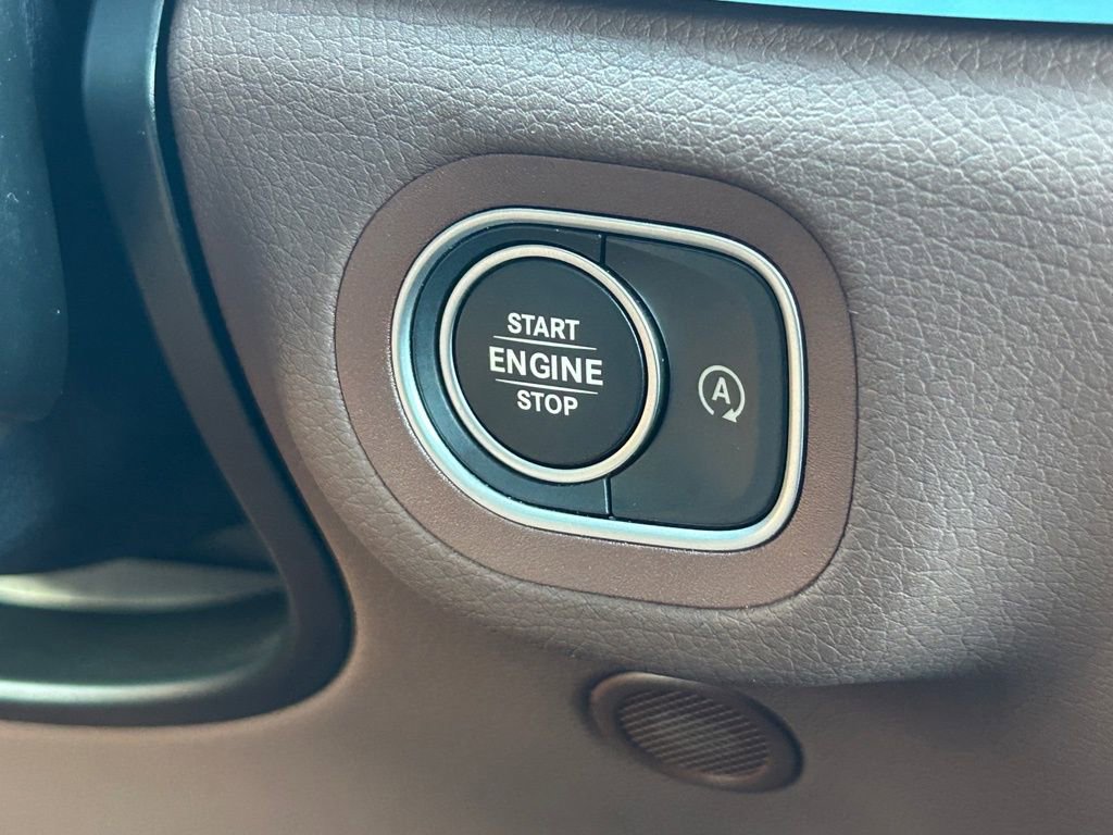 Used 2024 Mercedes-Benz GLS 450 4MATIC w/ AMG Line Exterior image 51