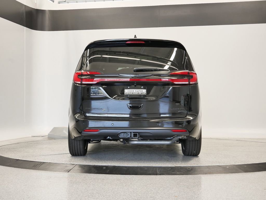 New 2026 Chrysler Pacifica Limited w/ S Appearance Package image 43