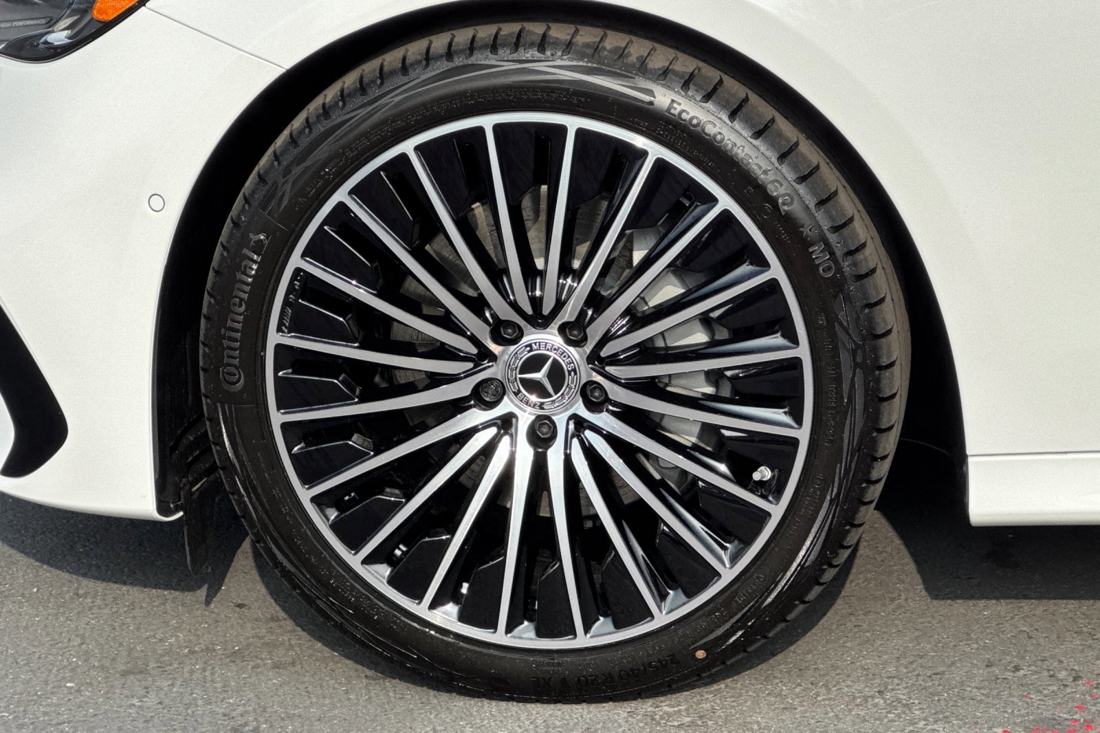 New 2026 Mercedes-Benz E 350 4MATIC Sedan image 25