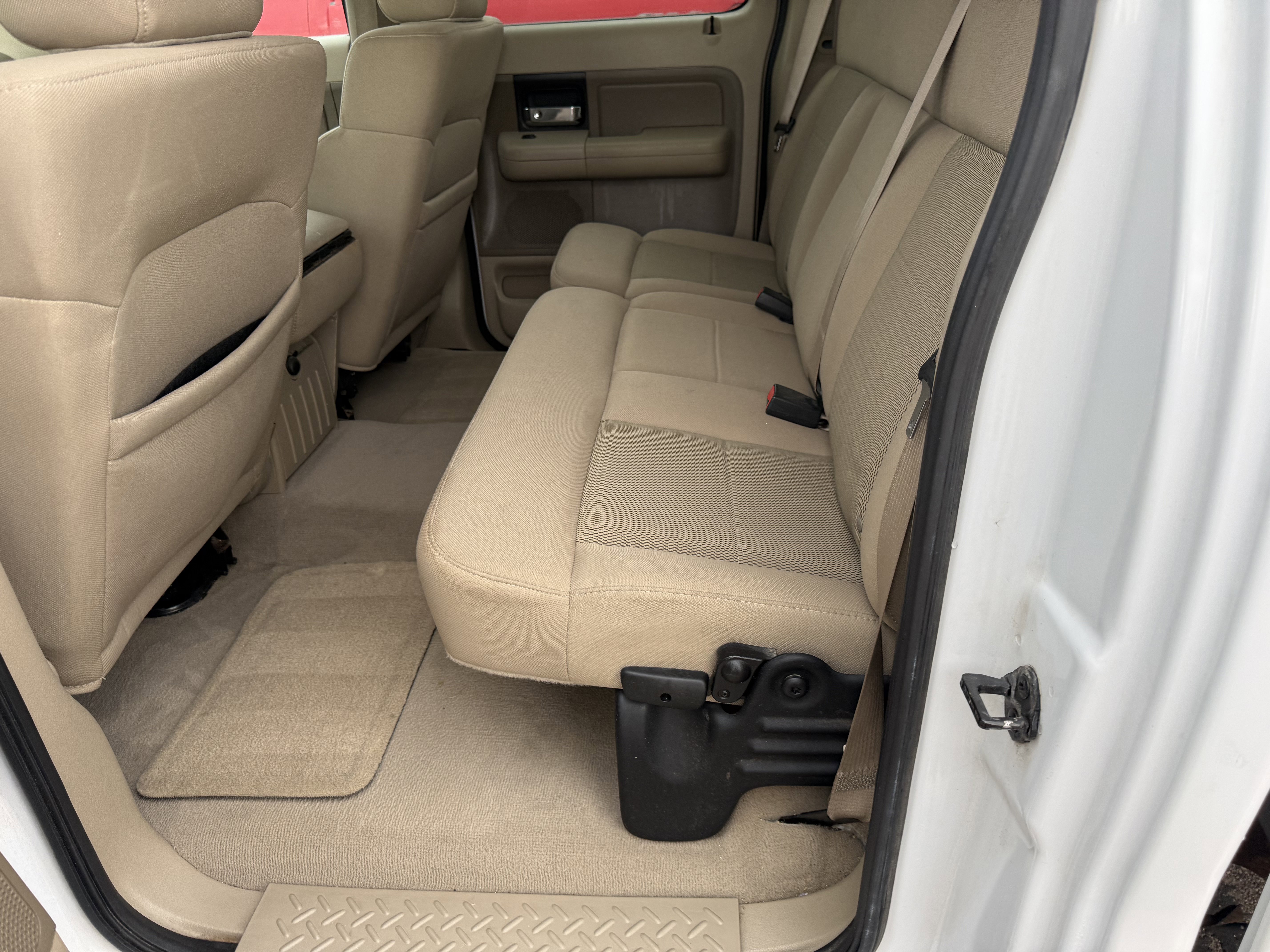 Used 2006 Ford F150 XLT image 19