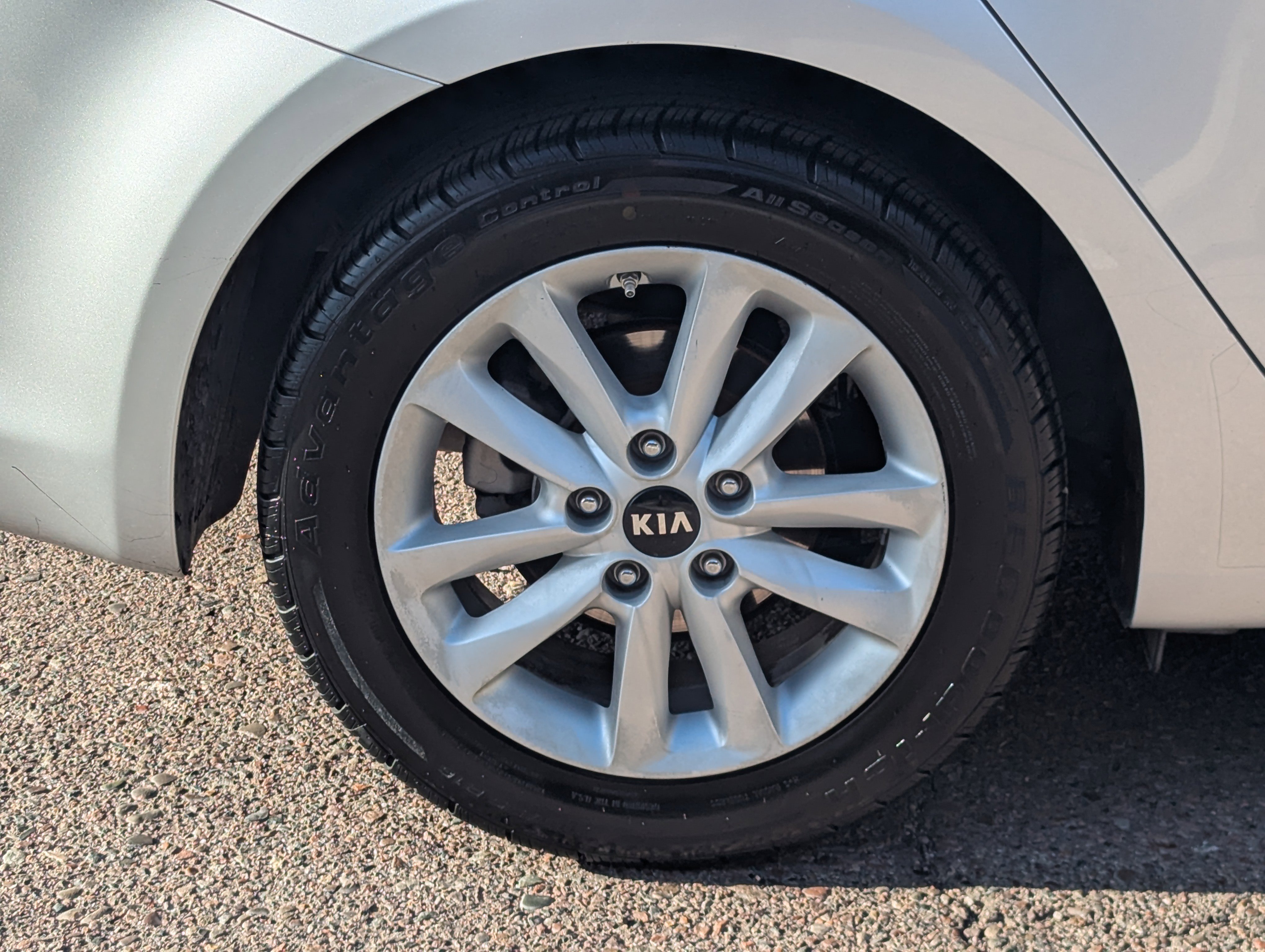 Used 2017 Kia Forte LX w/ LX Popular Package image 7