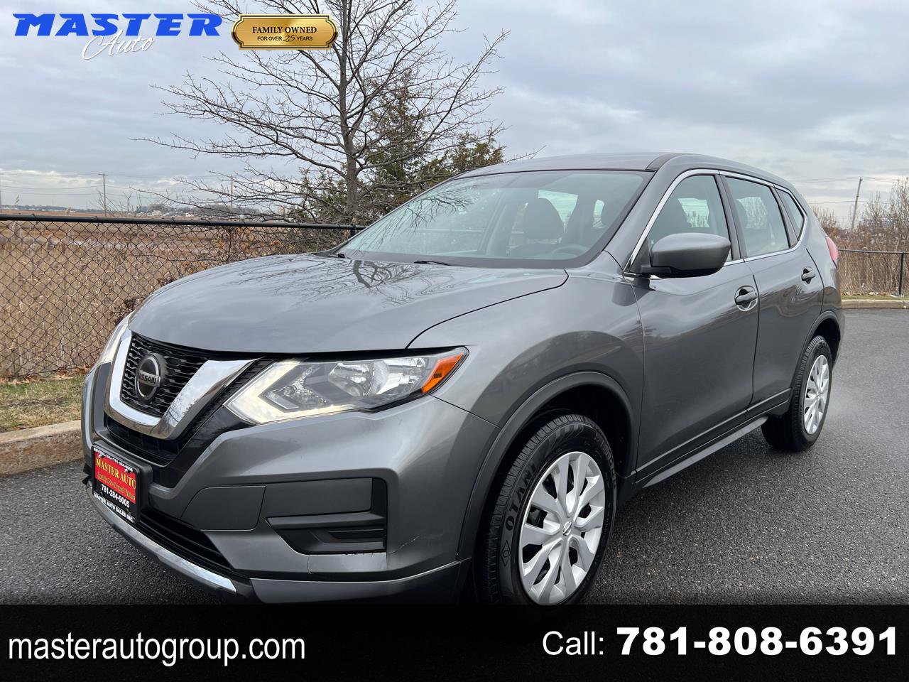 Used 2018 Nissan Rogue S image 1