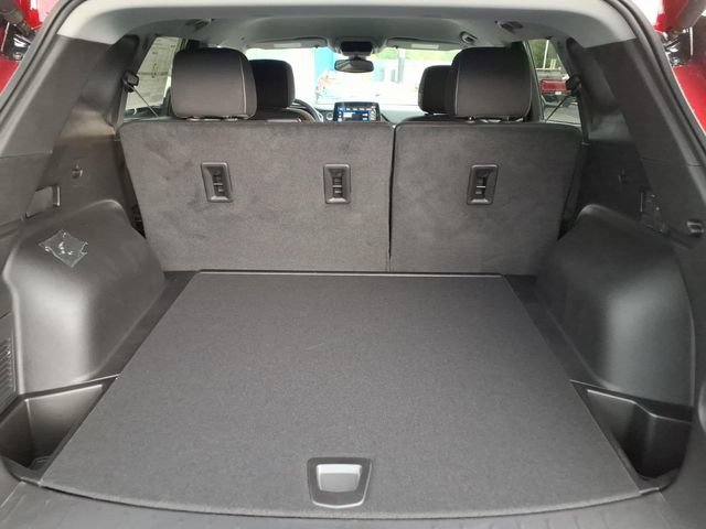 New 2026 Chevrolet Blazer LT w/ Convenience Package FWD image 12