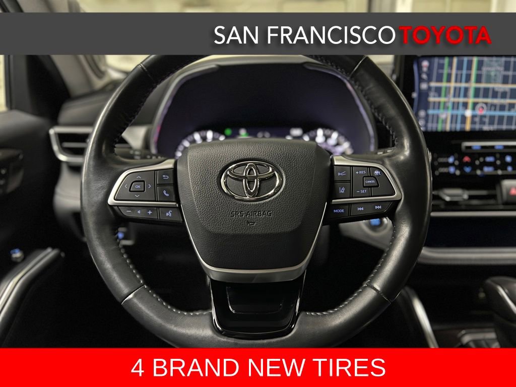 Used 2022 Toyota Highlander Platinum image 32