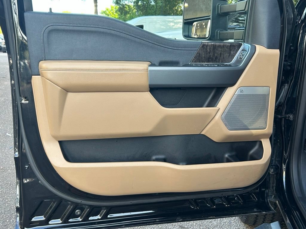Used 2026 Ford F250 Lariat AWD/4WD image 37