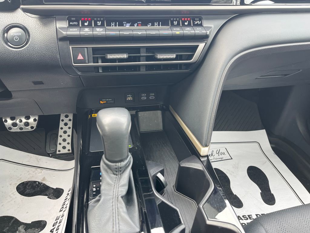 Certified 2025 Toyota Camry XSE w/ Premium Package image 18