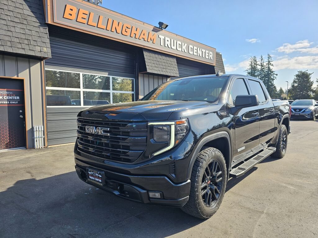 Used 2022 GMC Sierra 1500 Elevation w/ LPO, Elevation Black Package AWD/4WD image 1