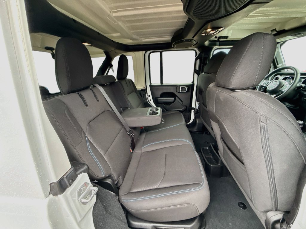 Certified 2023 Jeep Wrangler Unlimited Rubicon 4xe w/ Cold Weather Group AWD/4WD image 32