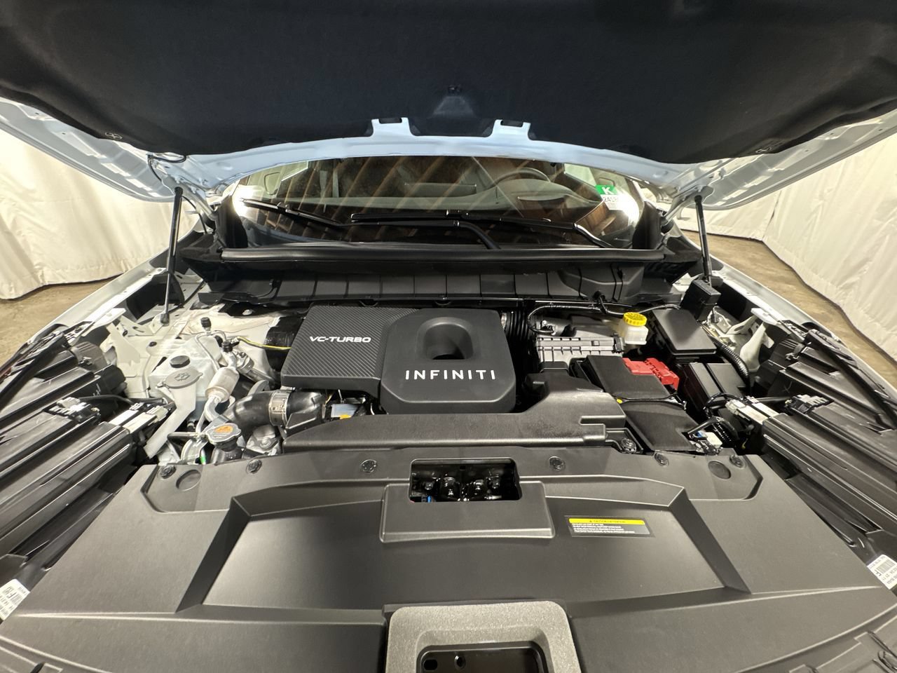 Certified 2025 INFINITI QX60 Luxe w/ Vision Package AWD/4WD image 64