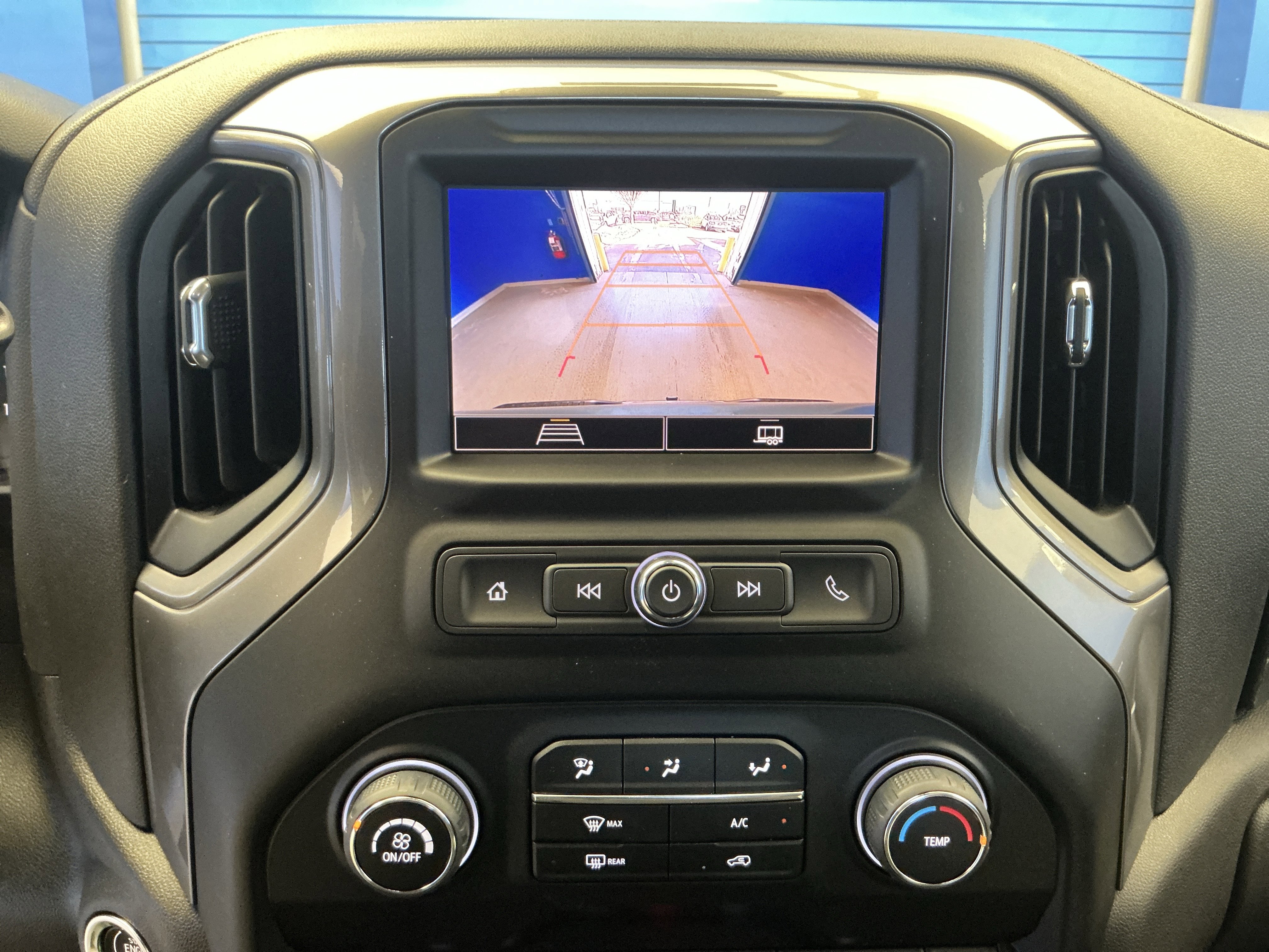 New 2026 Chevrolet Silverado 1500 Custom Trail Boss w/ LPO, Dark Essentials Package AWD/4WD image 20