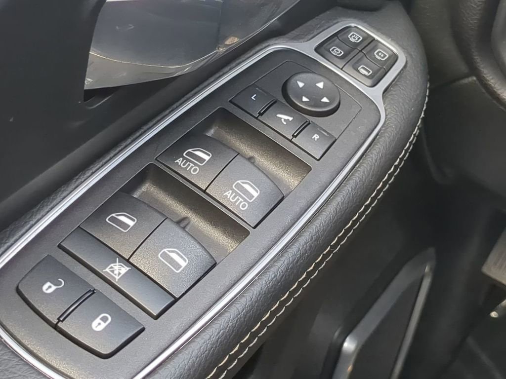 Used 2024 RAM 2500 Laramie w/ Safety Group image 24