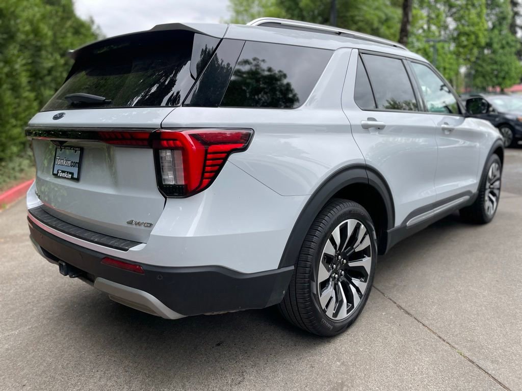 Used 2025 Ford Explorer Platinum w/ LUX Leather Package AWD/4WD image 4