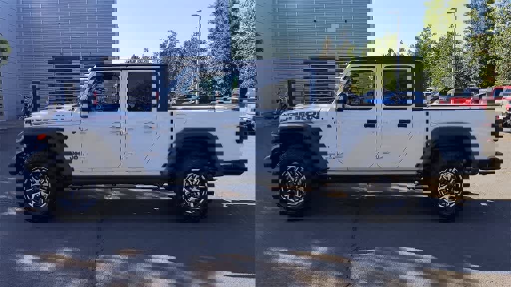 New 2025 Jeep Gladiator Rubicon w/ Convenience Group image 5