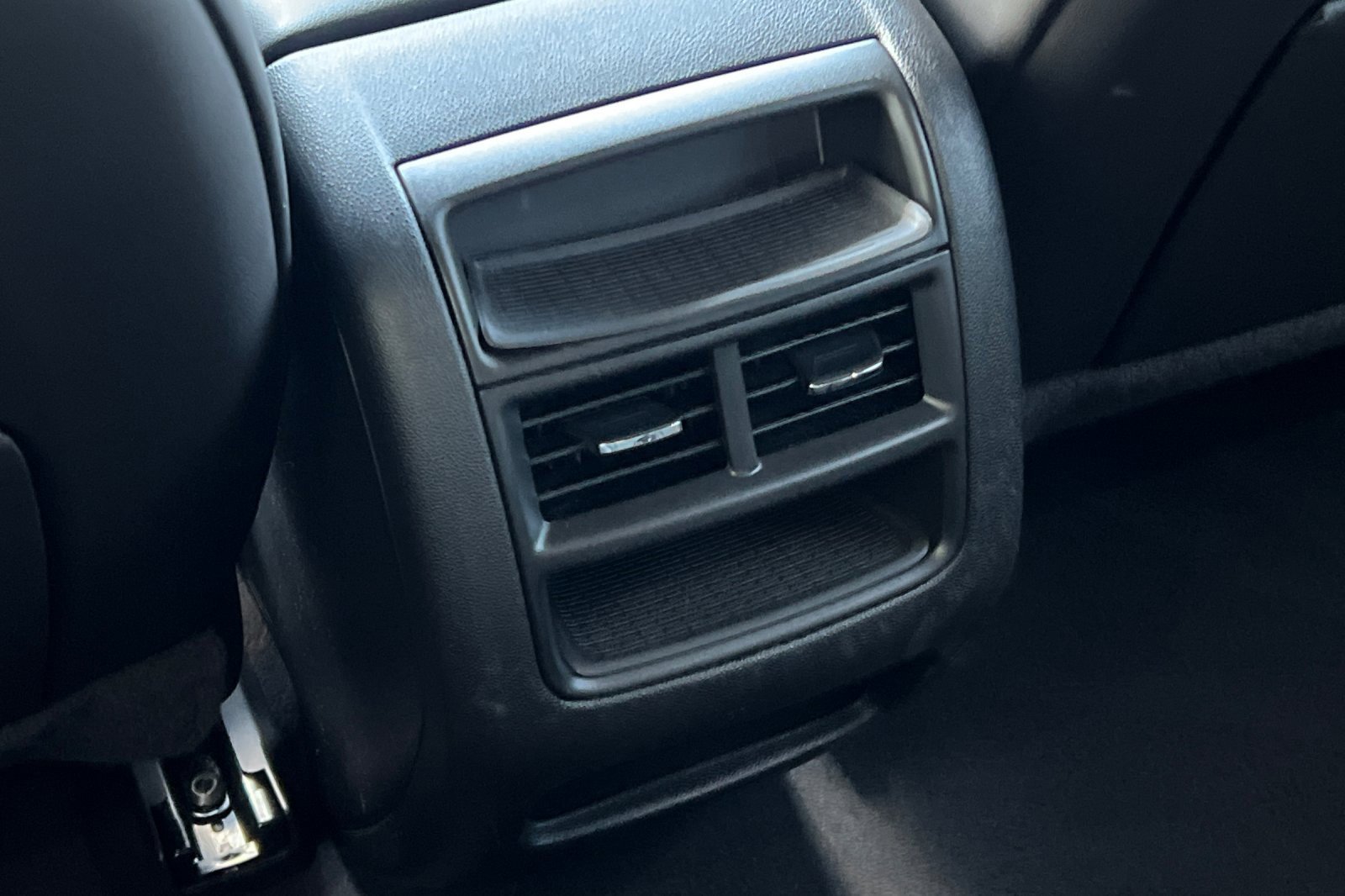 Used 2022 Cadillac XT5 Sportv w/ LPO, ONYX Package image 42