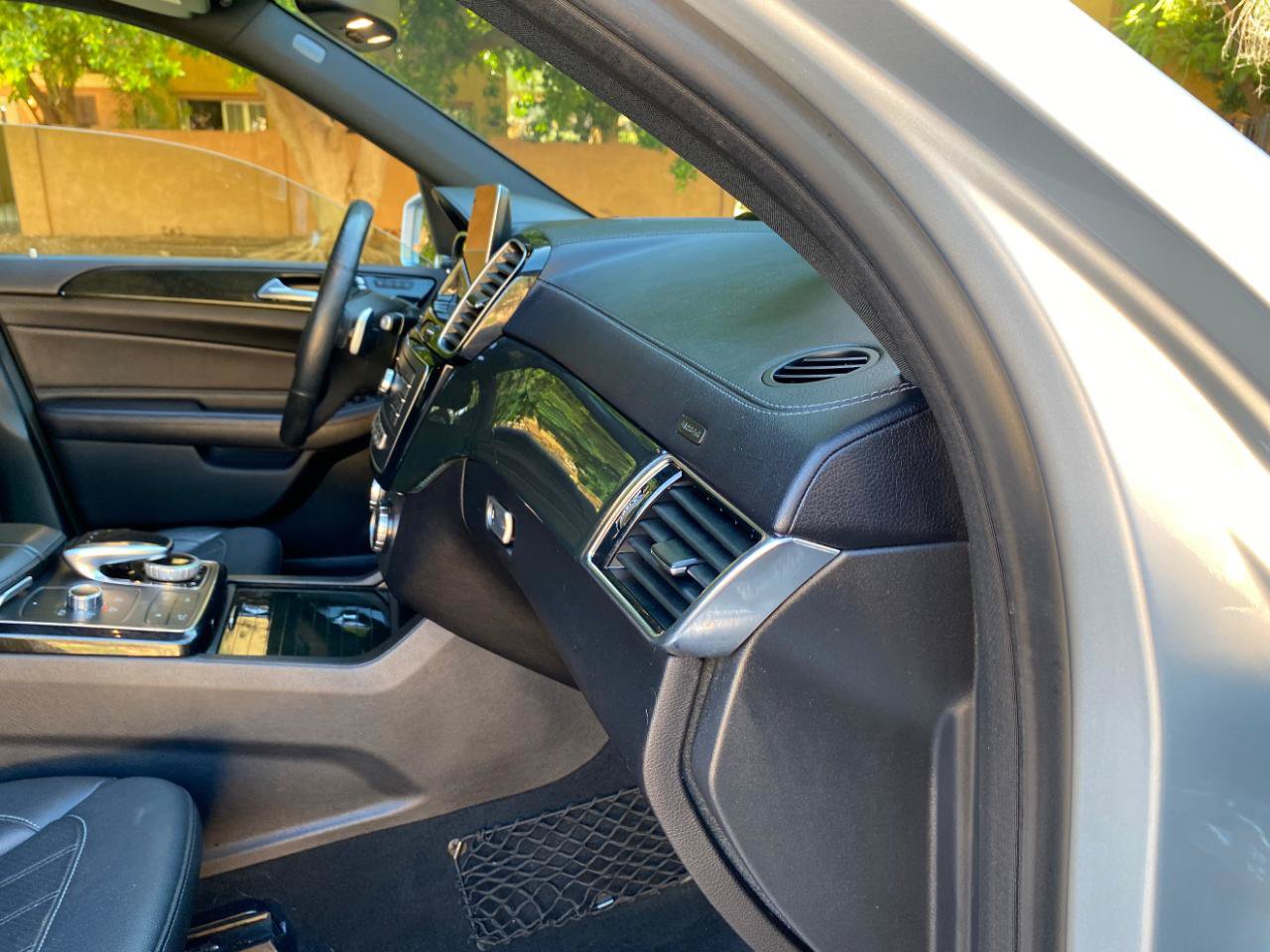 Used 2019 Mercedes-Benz GLS 450 4MATIC image 56