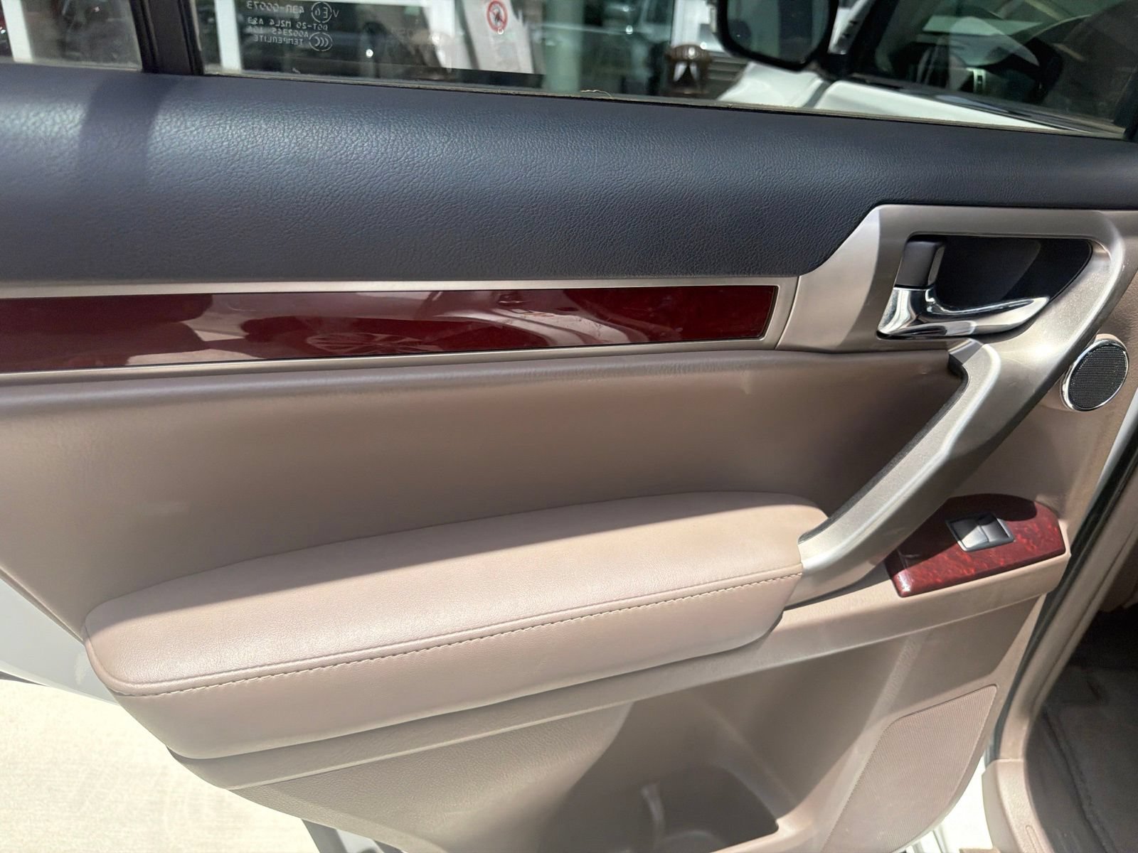 Used 2014 Lexus GX 460 Luxury AWD/4WD image 15