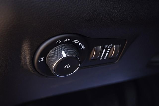 Used 2022 Jeep Compass Latitude w/ Convenience Group image 11