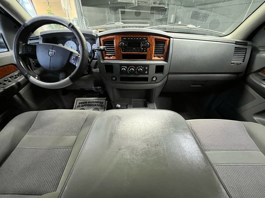 Used 2006 Dodge Ram 2500 Truck SLT w/ Quad Cab Big Horn Value Group AWD/4WD image 12