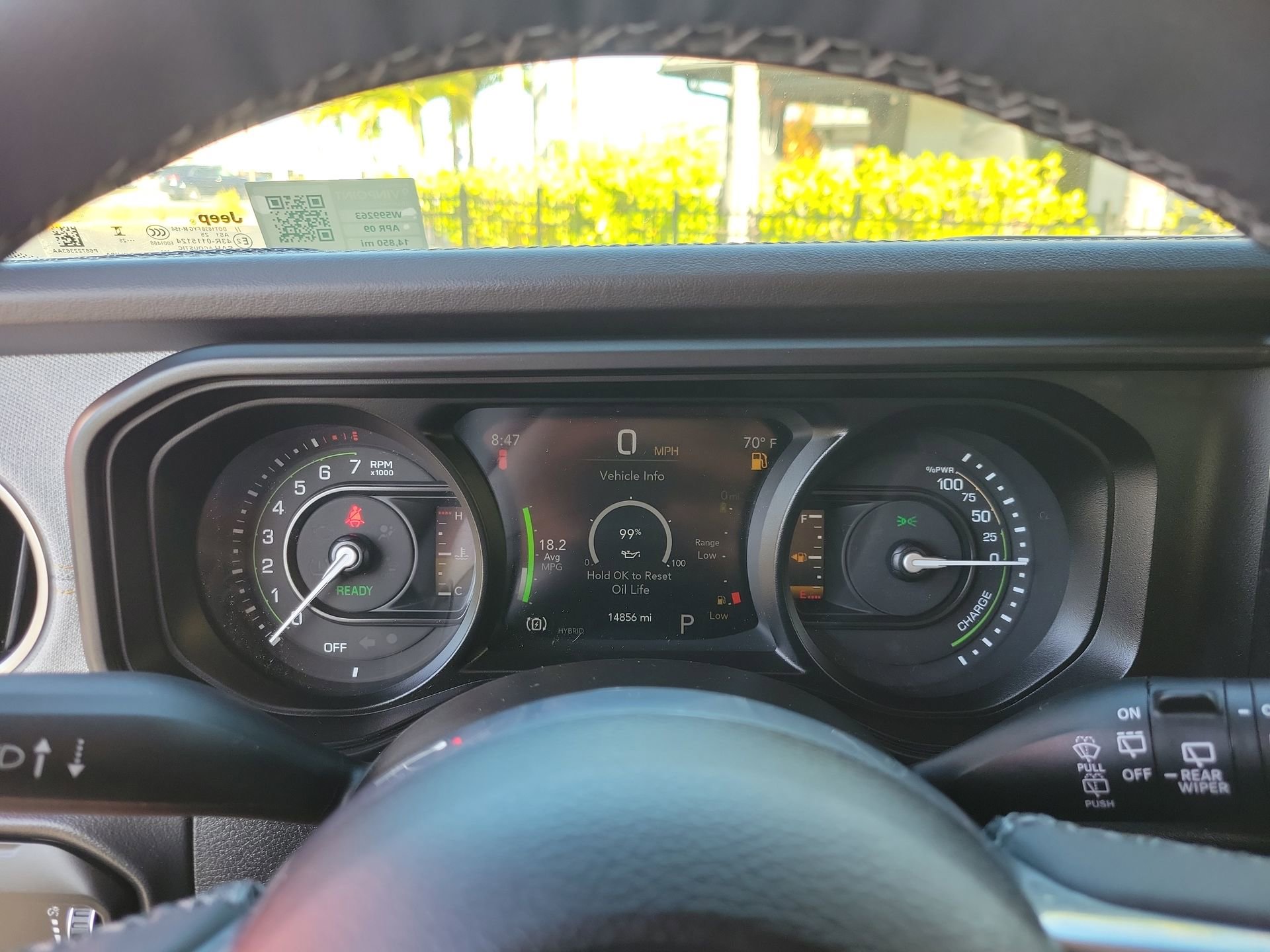 Used 2025 Jeep Wrangler Unlimited Sahara w/ Safety Group AWD/4WD image 34