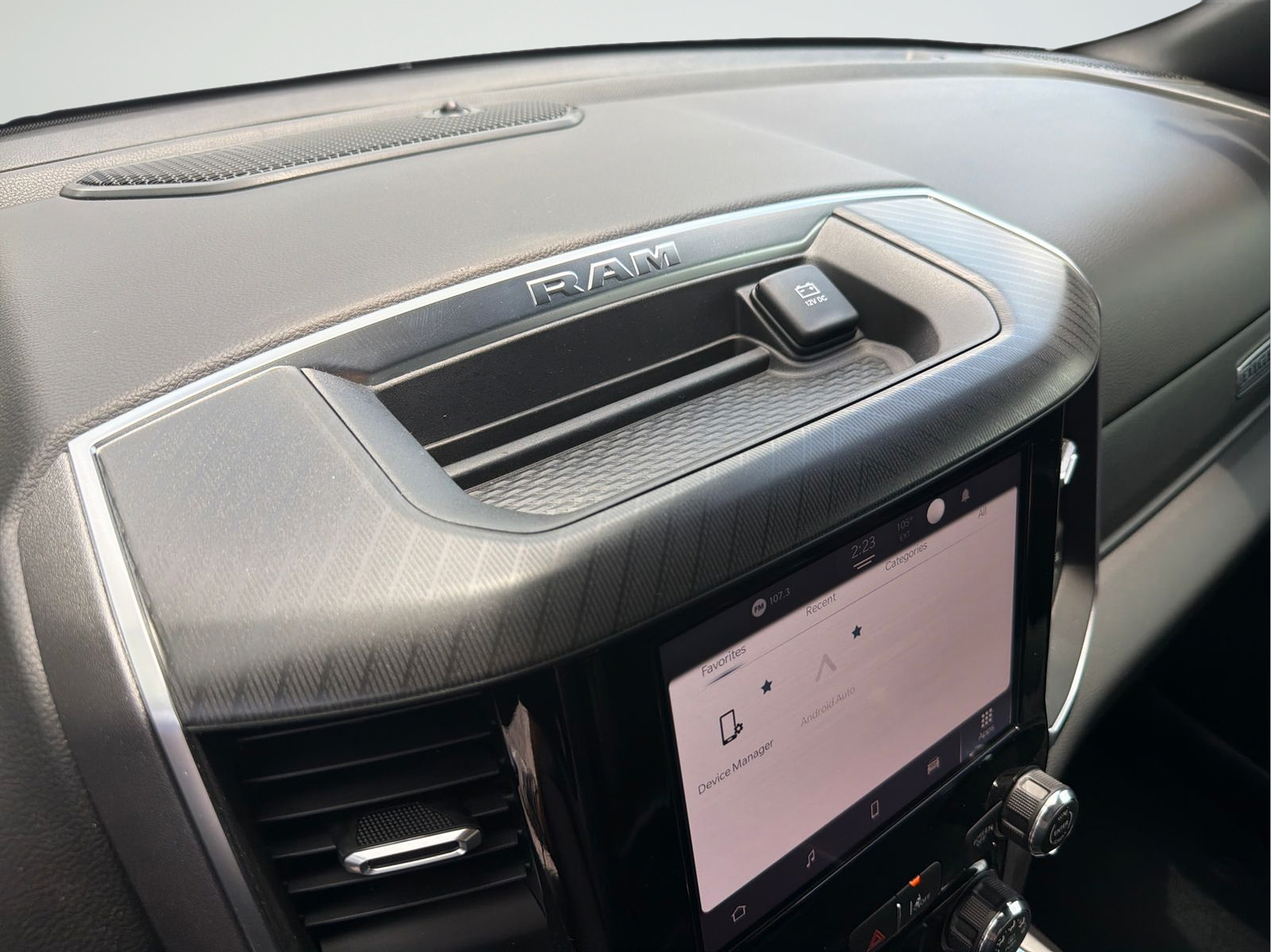 Used 2025 RAM 1500 Big Horn RWD image 18