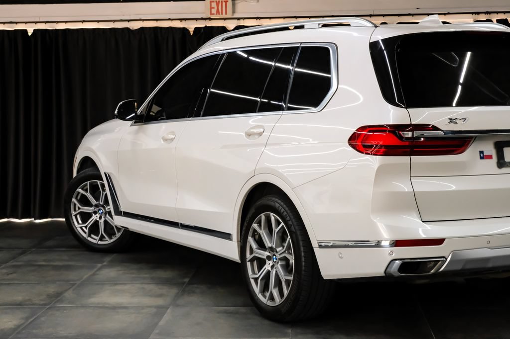 Used 2020 BMW X7 xDrive40i w/ Parking Assistance Package AWD/4WD image 14