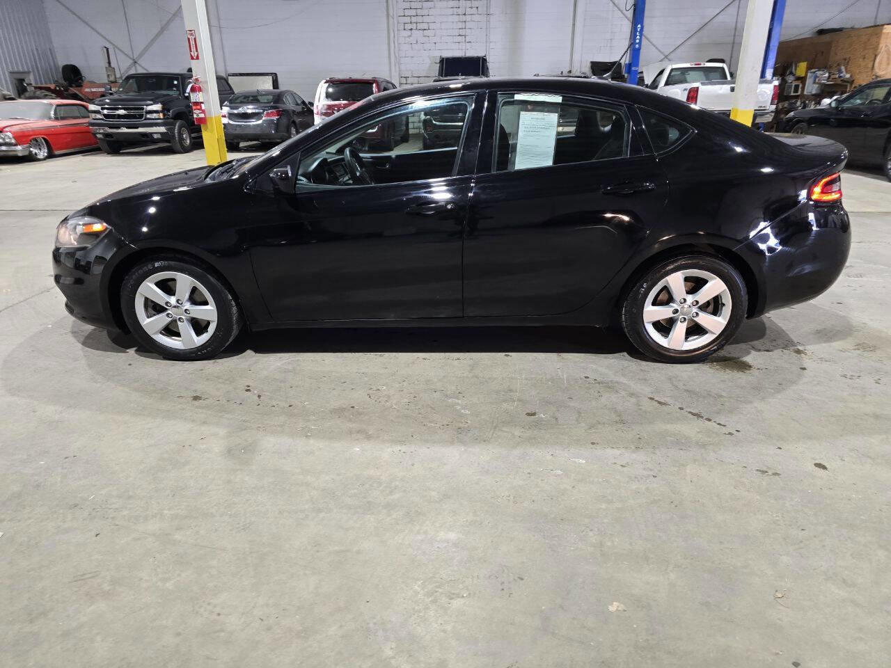 Used 2016 Dodge Dart SXT FWD image 5
