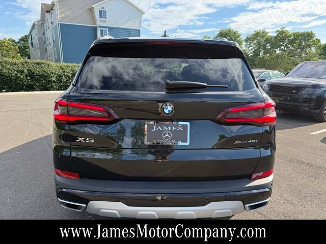Used 2022 BMW X5 xDrive40i w/ Executive Package AWD/4WD image 6