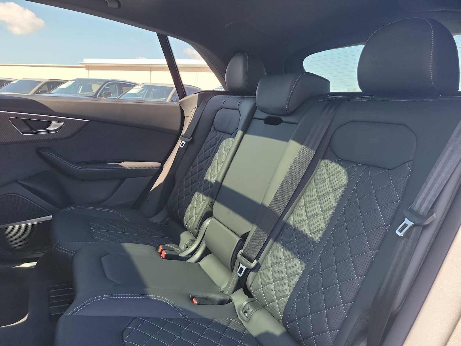 New 2026 Audi SQ8 Premium Plus image 19