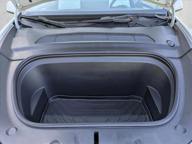 Used 2022 Tesla Model Y Performance image 23