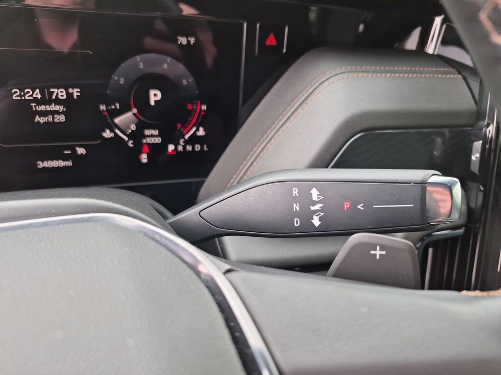 Certified 2025 GMC Yukon AT4 w/ Premium Trailering Package AWD/4WD image 29