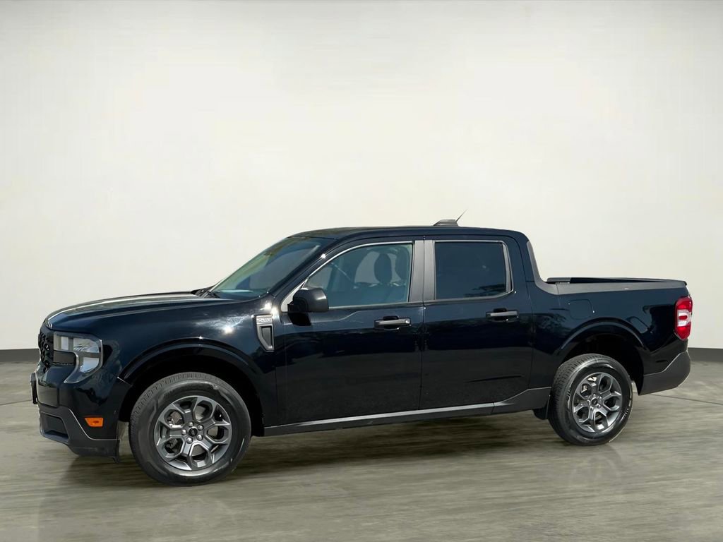 Certified 2025 Ford Maverick XLT w/ Equipment Group 302A image 2