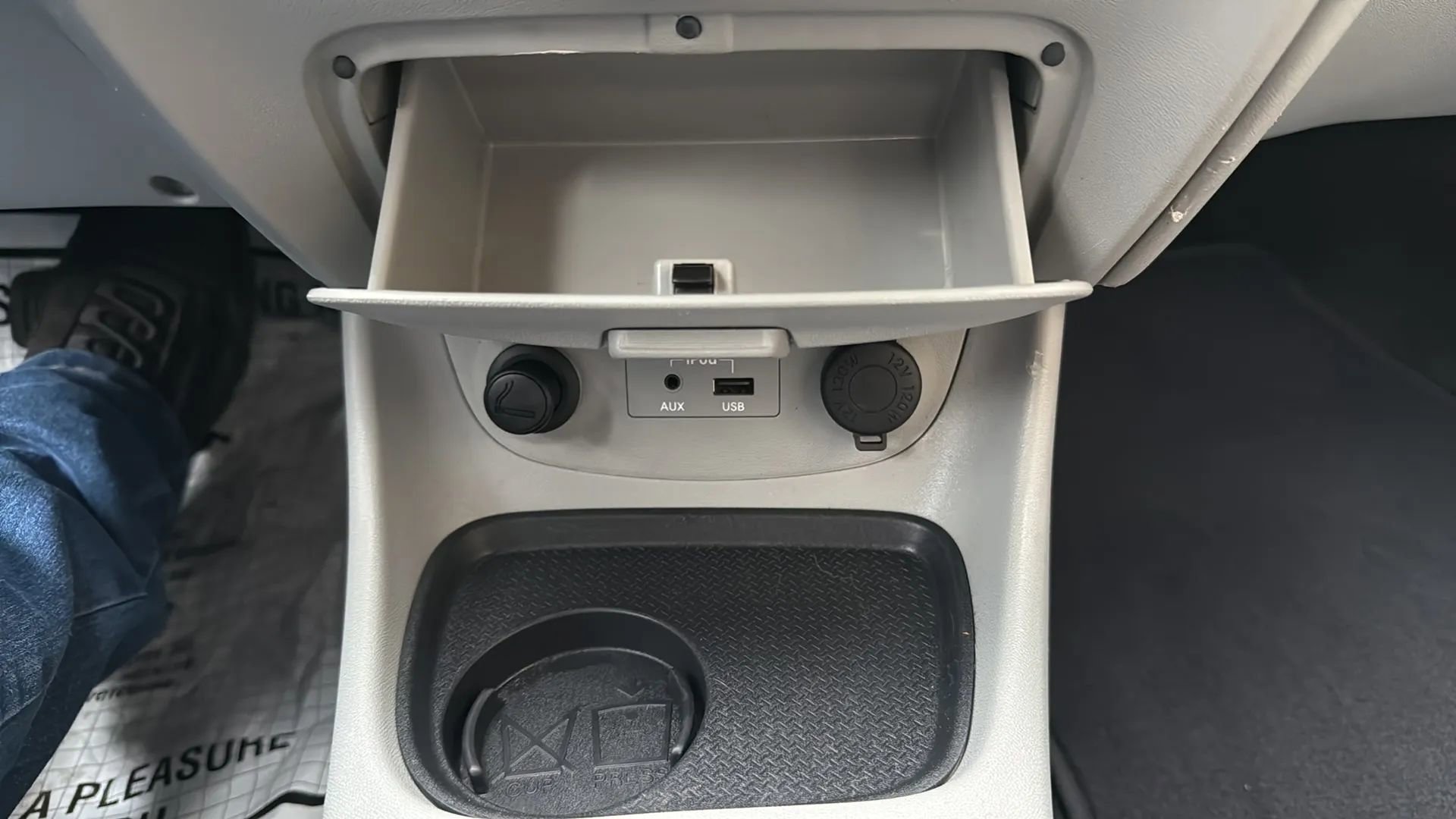 Used 2010 Hyundai Accent GLS w/ Premium Pkg 4 image 19